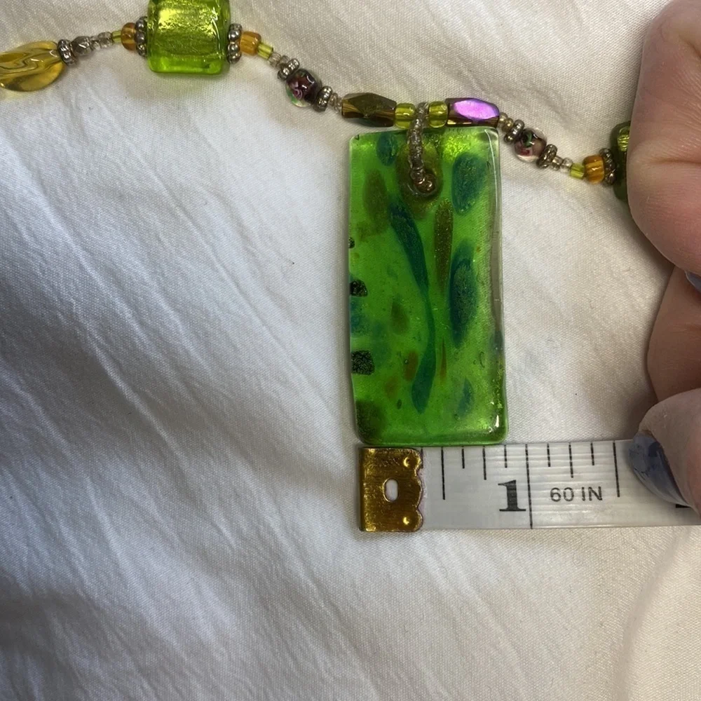 Green Glass Beaded Pendant Necklace